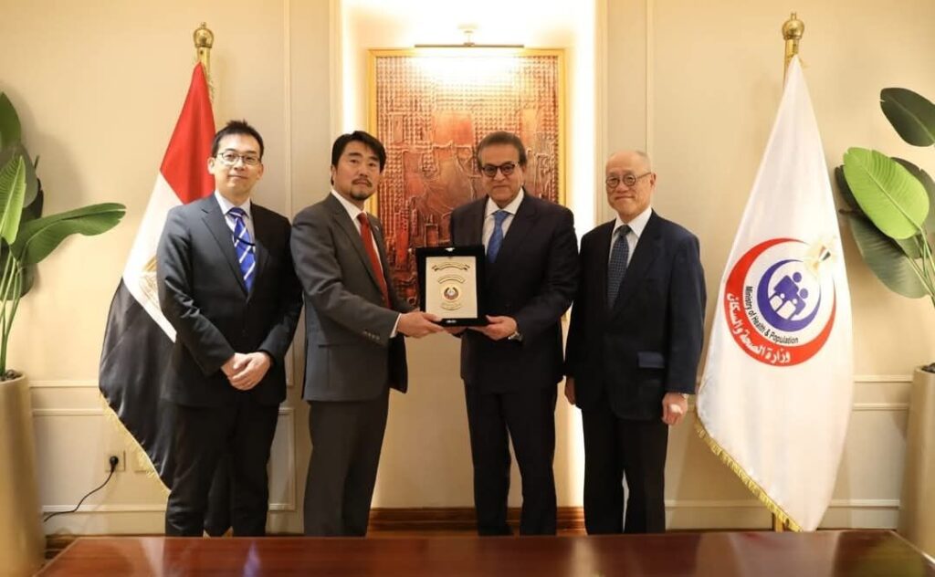 fb_img_17406745294195644297418771501514-1024x632 نائب رئيس مجلس الوزراء وزير الصحة والسكان يشهد توقيع اتفاقية تعاون بين مستشفى معهد ناصر ومستشفى يوكوسوكا كيوساي الياباني لتبادل الخبرات