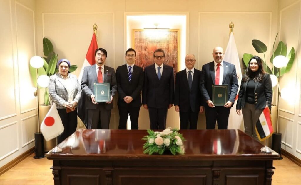 fb_img_17406745315955774787119873723111-1024x632 نائب رئيس مجلس الوزراء وزير الصحة والسكان يشهد توقيع اتفاقية تعاون بين مستشفى معهد ناصر ومستشفى يوكوسوكا كيوساي الياباني لتبادل الخبرات