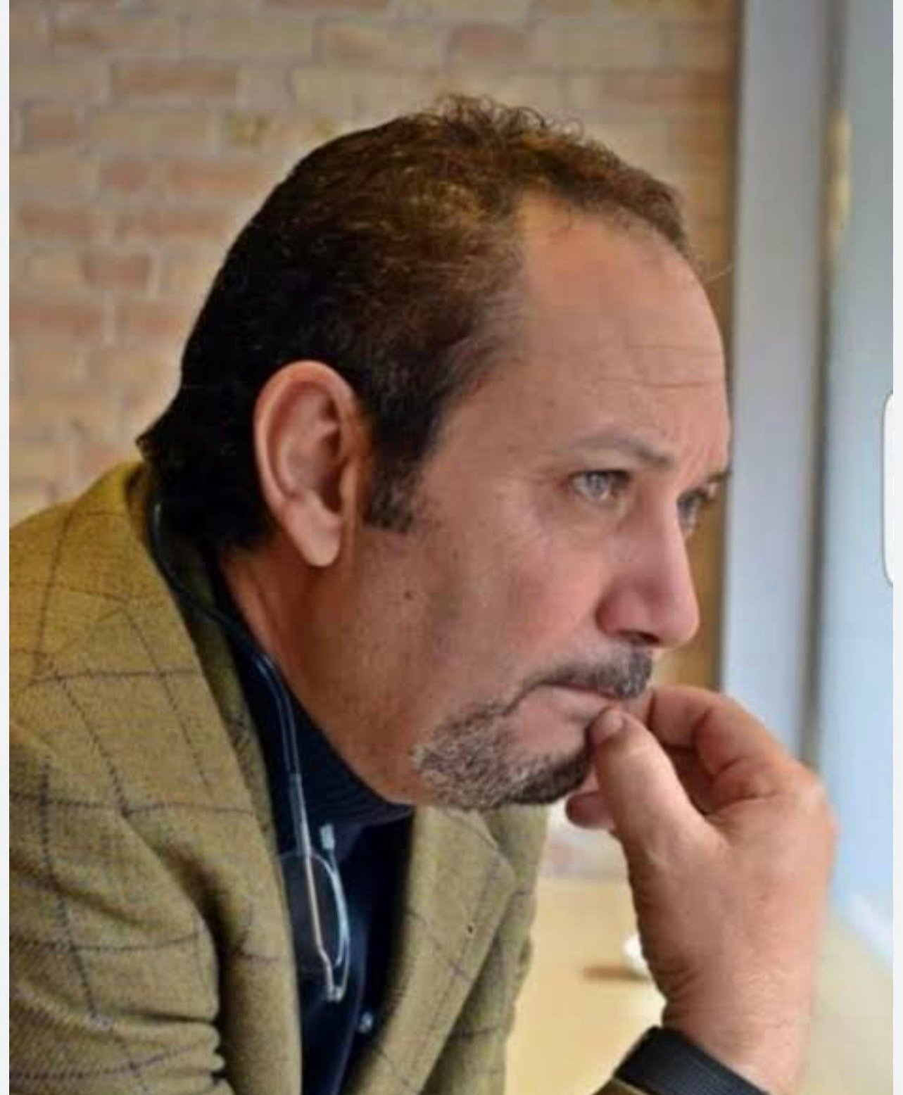 انتداب لجنة فنية لفحص سيارة كمال أبو رية بعد انقلابها بوصلة دهشور