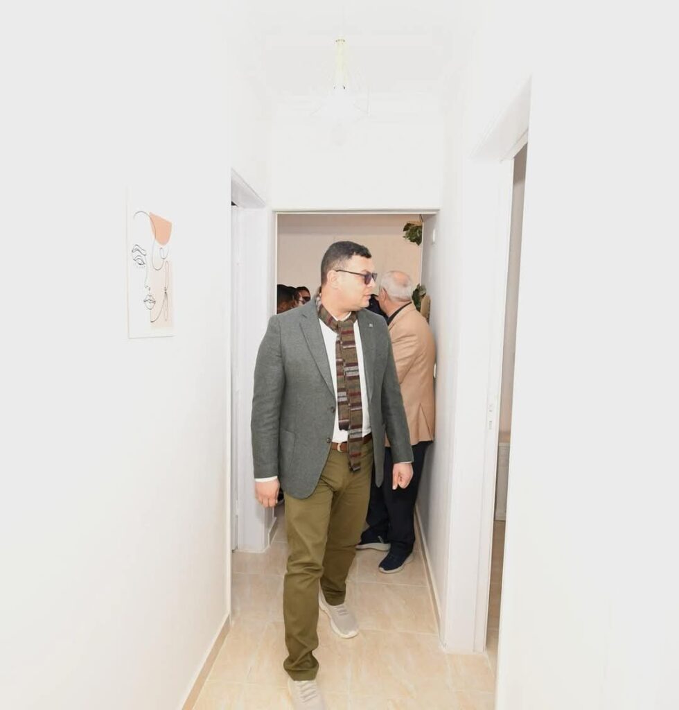 fb_img_17408354836172664626576631617634-980x1024 وزير الإسكان يتفقد وحدات "سكن لكل المصريين" ومحطة رفع مياه التوسعات الشرقية بمدينة 15 مايو