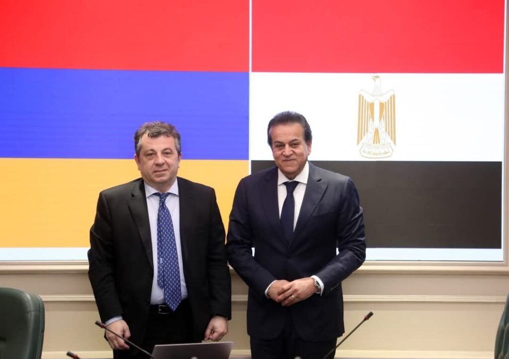 fb_img_17411661714142485628975422571205-1024x723 نائب رئيس الوزراء وزير الصحة يبحث مع سفير أرمينيا تعزيز التعاون الصحي وتوسيع الشراكات في التصنيع الدوائي والتأمين الصحي