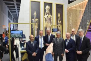 fb_img_17412508420295180595499921552784-300x200 وزير السياحة والآثار يعقد عدد من اللقاءات المهنية مع مجموعة من كبار منظمي الرحلات ووكالات السياحة والسفر وشركات الطيران الألمانية والدولية