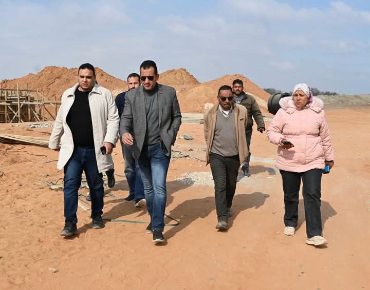 fb_img_1741596443528460402254970420484 وزير الإسكان يُتابع مشروعات التطوير وترفيق الأراضي بالمناطق الصناعية بالعاشر من رمضان