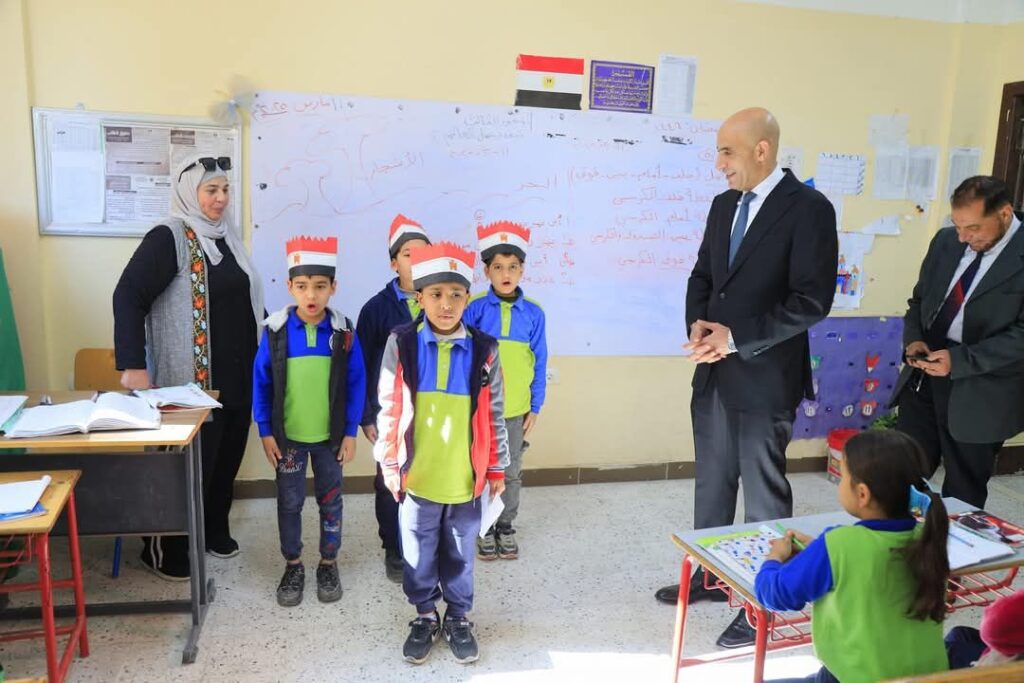 fb_img_17416873083826891528418515375517-1024x683 وزير التربية والتعليم يواصل جولاته المفاجئة بزيارة مدرستين في حى الأسمرات بالقاهرة لمتابعة انتظام سير العملية التعليمية