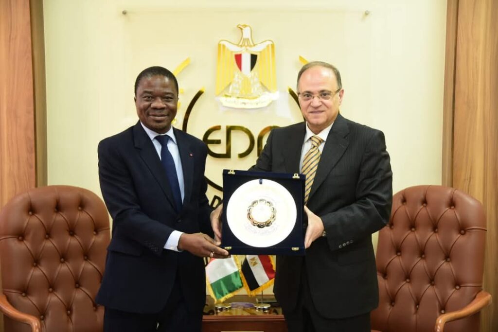 fb_img_17417683175011051392050621630055-1024x683 بيان صادر عن هيئة الدواء المصرية