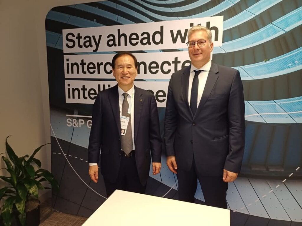 fb_img_17418554246381076956243036883078-1024x768 بيان صادر عن وزارة البترول والثروة المعدنية