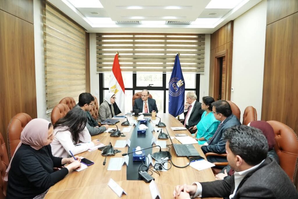 fb_img_17418555652698118518729002099631-1024x684 رئيس هيئة الدواء يجتمع مع ممثلي شركتي "ايبيكو" و "ريلاينس لايف ساينس" الهندية لبحث فرص التعاون المشترك ودعم صناعة الدواء