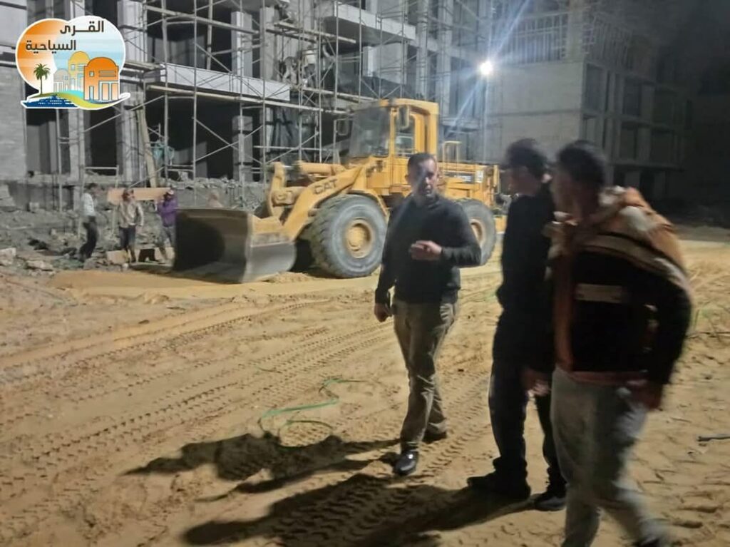 fb_img_17420287104784047858819153819315-1024x767 جهاز القرى السياحية يواصل ليلا تنفيذ 917 وحدة"فيلات وشاليهات وعمارات" بمارينا 8
