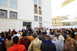 fb_img_17421193002042315762330675005806-300x200 اللواء عمرو عبد الوهاب يلتقى بالمتقدمين بطلبات تقنين وضع اليد فى أراضى الريف المصرى الجديد ويجيب على استفساراتهم.. ويوصيهم بضرورة إتباع القنوات القانونية والإبتعاد عن الوسطاء ومروجى الشائعات