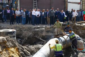 fb_img_17421194071401417961805839686807-300x200 بتكلفة ٢٨ مليون جنيه من الخطة الاستثمارية لوزارة التنمية المحليةوزيرة التنمية المحلية ومحافظ القاهرة يتفقدان بدء أعمال تنفيذ المرحلة الأولى من تطوير سوق العتبة بالموسكي