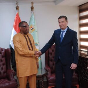 fb_img_17421247375386029308020903747597-300x300 وزير الزراعة وسفير سيراليون في القاهرة يبحثان التعاون في مجال استنباط التقاوى وبناء القدرات والابتكارات الزراعية ..