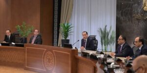 fb_img_17424025490712641189223427066759-300x150 رئيس الوزراء يكشف حقيقة ما يثار بشأن بيع بنك القاهرة