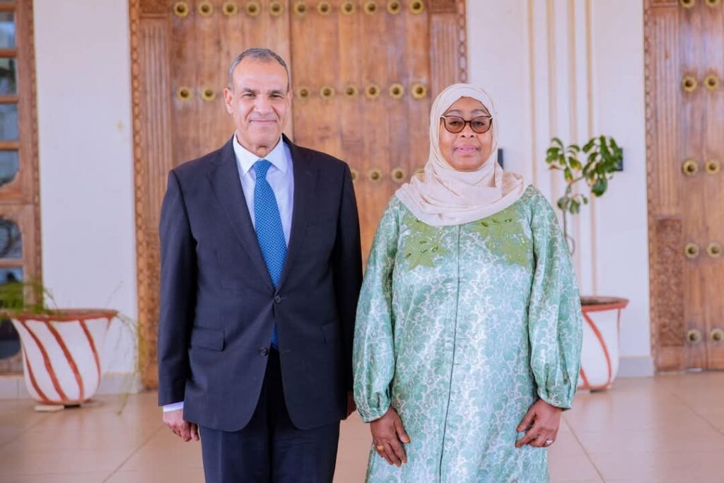 fb_img_17424814921788648291684063612070-1024x683 وزير الخارجية والهجرة يسلم رسالة خطية من فخامة السيد رئيس الجمهورية إلى رئيسة جمهورية تنزانيا المتحدة