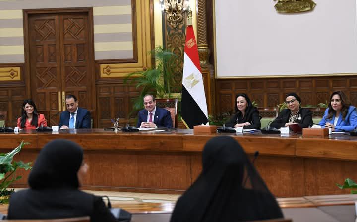 fb_img_17426666366343018793707063688469 بحضور السيد الرئيس عبد الفتاح السيسي.. وزيرة التخطيط تُشارك في احتفالية المرأة المصرية والأم المثالية لعام 2025