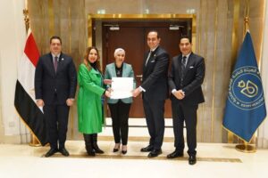 fb_img_17427266120738400856902995245485-300x200 رئيس هيئة الرعاية الصحية ونائب وزير الاتصالات يكرّمان 32 قيادة تنفيذية وكادرًا بالهيئة لحصولهم على شهادات دولية معتمدة في إدارة المشروعات (PMP, PMD) وتطبيق المنهجيات المرنة (Agile) في الرعاية الصحية