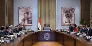 fb_img_1742733527779712709349490314110-300x150 رئيس الوزراء يستعرض موقف تخصيص الأراضي لمشروعات الطاقة الجديدة والمتجددة .. وموقف الطاقة في الصيف المقبل