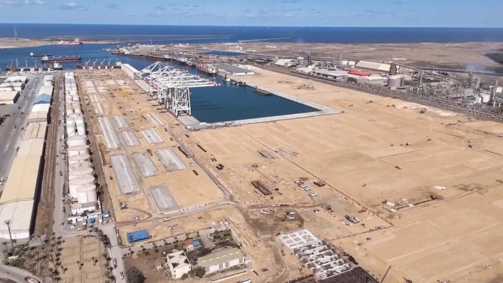 fb_img_17432401565635533031589440559400-1024x576 أبرز المعلومات حول محطة حاويات تحيا مصر 1  بميناء دمياط