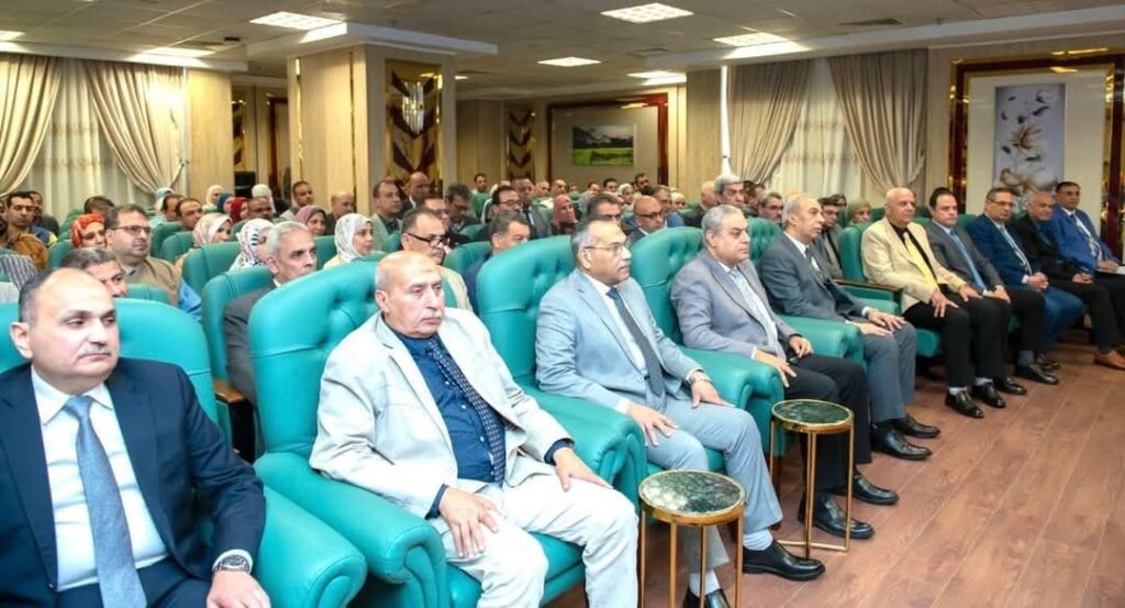 fb_img_17432411967394400504042671074282-1024x553 وزير الدولة للإنتاج الحربي خلال لقائه بالعاملين