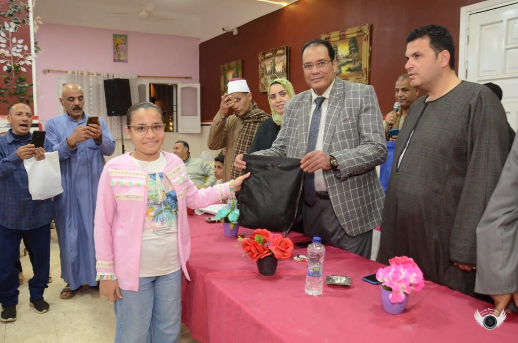 img-20250328-wa0154261762040073656212-1024x678 حفل تكريم الفائزين بمسابقه القران الكريم ليله القدر وتكريم الأم المثالية بقرية الحجناية بدمنهور بحيرة