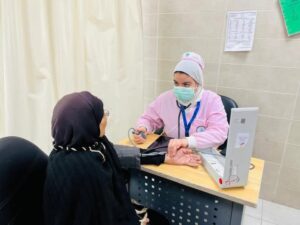 fb_img_17436707026465984584955123935502-300x225 "هيئة الرعاية الصحية": - "إجراء 3.1 مليون فحص طبي شامل بمحافظات التأمين الصحي الشامل"