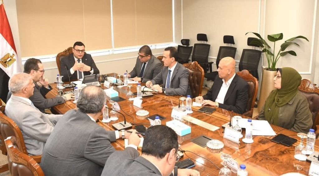 fb_img_17437589158874224690034396599062-1024x565 وزير الإسكان يتابع ملفات العمل بهيئة المجتمعات العمرانية الجديدة