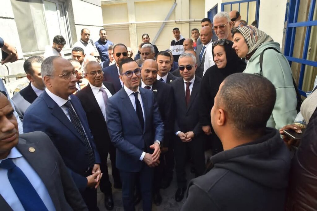 fb_img_17438588192025783022746599677349-1024x681 وزير الاستثمار والتجارة الخارجية يقوم بزيارة لمحافظة الإسكندرية ويتفقد عدد من الجهات المعنية بالرقابة الجمركية