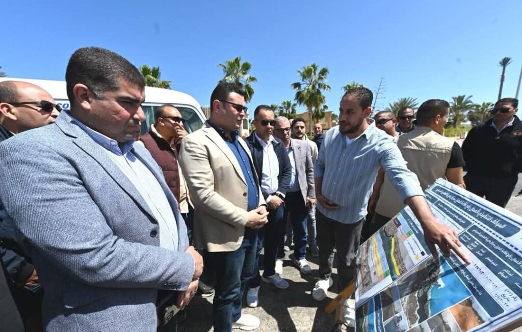 fb_img_1743858902357193760737699772747-1024x652 وزير الإسكان يتفقد مشروعات رفع كفاءة الكباري والمسطحات الخضراء ويتابع أعمال تطوير المداخل والبوابات بمارينا