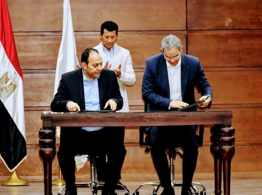 fb_img_17438680377364401155204420143823-1024x761 وزير الشباب والرياضة يشهد توقيع بروتوكول تعاون مع نقابة الإعلاميين
