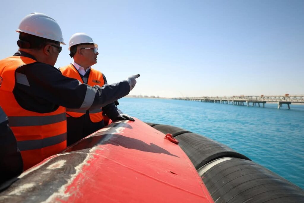 fb_img_17438682636661477251363351321564-1024x684 وزير البترول يتفقد تسهيلات الشركة العربية لأنابيب البترول "سوميد" بميناء العين السخنة