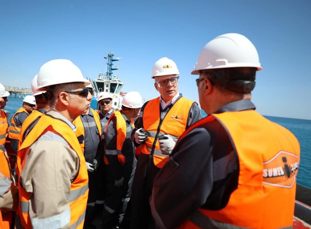 fb_img_1743868270165614267143455616767-1024x756 وزير البترول يتفقد تسهيلات الشركة العربية لأنابيب البترول "سوميد" بميناء العين السخنة