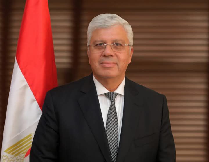 fb_img_17439460582555768722550584430167 "التعليم العالي": بعد غدٍ الثلاثاء.. انطلاق المؤتمر الثاني للتعليم التكنولوجي بمشاركة دولية واسعة تحت شعار "تعليم اليوم من أجل وظائف الغد"