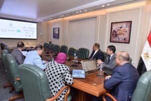 fb_img_1743946133422872176312085068004-300x200 وزير العمل يستقبل مدير عام الأكاديمية العربية السعودية لبحث التعاون في مجالات التدريب المهني وتأهيل الشباب لسوق العمل