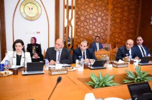 fb_img_17439462983873010030774320999070-300x197 وزير الخارجية والهجرة يجتمع مع مجلس إدارة هيئة تمويل مباني وزارة الخارجية في الخارج