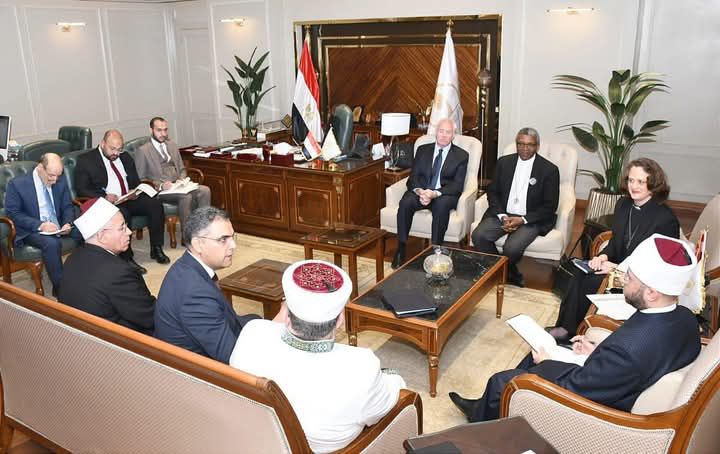 fb_img_17440490004748651658324224860999 وزير الأوقاف يستقبل وفدًا رفيع المستوى من منظمة كنائس من أجل السلام في الشرق الأوسط