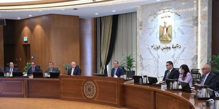 fb_img_1744119237135452938971628969407 رئيس الوزراء يتابع مستجدات الموقف التنفيذي لمشروعات المبادرة الرئاسية " حياة كريمة" لتطوير قرى الريف المصري