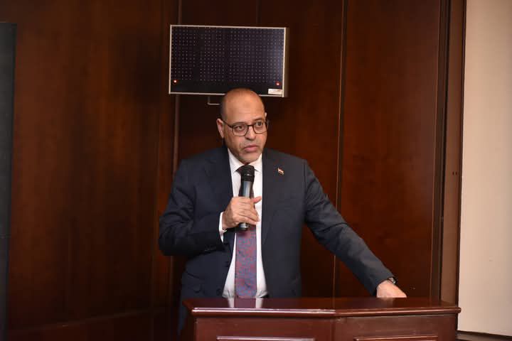 fb_img_1744119573010222202818975250143 وزير العمل: "الرئيس السيسي يوجه بتنمية مهارات الشباب تماشيُا مع تحديات سوق العمل... والاستراتيجية الوطنية للتشغيل تُجسد التعاون المُثمر بين مصر والمنظمة"