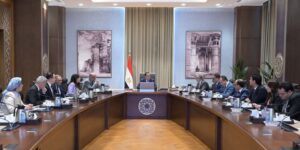 fb_img_17441260937446837566371865017655-300x150 رئيس الوزراء يتابع موقف مشروعات إنتاج الهيدروجين الأخضر