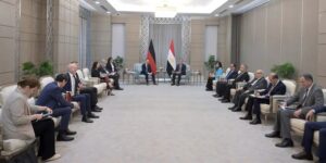 fb_img_17441936505368568744249903887533-300x150 رئيس الوزراء يلتقي رئيس وزراء ولاية ساكسونيا الحرة الألمانية لبحث سبل دعم التعاون المُشترك في عدد من الملفات