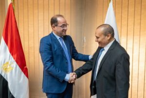 fb_img_17443763808922594744012309855421-300x202 وزير المالية يكرم ٧ قيادات ضريبية متميزة بالقاهرة والجيزة والإسكندرية والقليوبية ودمياط