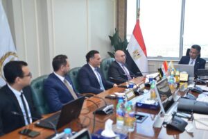 fb_img_17445442438975278515531095449417-300x200 وزير التموين يبحث فرص التعاون مع شركة ماجد الفطيم لتعزيز الاستثمارات والتوسع في التصدير