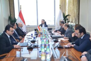 fb_img_17445442476692148626573591360391-300x200 وزير التموين يبحث فرص التعاون مع شركة ماجد الفطيم لتعزيز الاستثمارات والتوسع في التصدير
