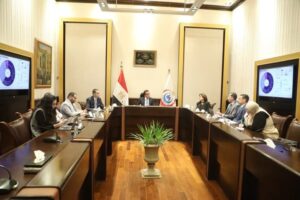 fb_img_17445448732094053843981123324419-300x200 نائب رئيس مجلس الوزراء ووزير الصحة يستقبل ممثلي شركة "نوفارتس" لبحث التوسع في خطوط الإنتاج الدوائية المحلية وتعزيز آليات الاستثمار