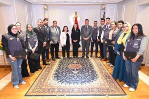 fb_img_17445451921355306773107318876047-300x200 وزيرة التضامن الاجتماعي تكرم فرق عمل الوزارة وقطاعاتها المختلفة القائمة على حملات ومراكز الإطعام خلال شهر رمضان المبارك