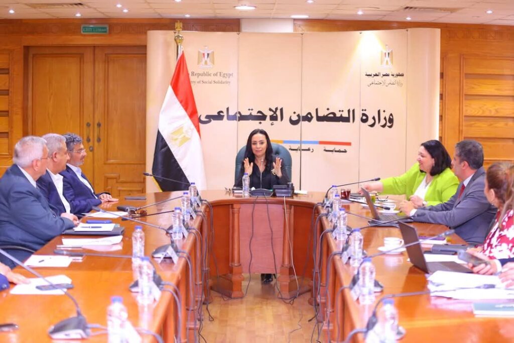 fb_img_17446237669092414474369736396629-1024x683 وزيرة التضامن الاجتماعي تترأس اجتماع مجلس إدارة صندوق دعم الصناعات الريفية والبيئية.. وتناقش استراتيجية عمل الصندوق 