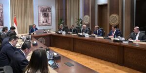 fb_img_17446548413384372103387557646589-300x150 رئيس الوزراء يلتقي أعضاء اللجنة المُشكلة لبحث تحديات ومستقبل الإعلام والدراما المصرية