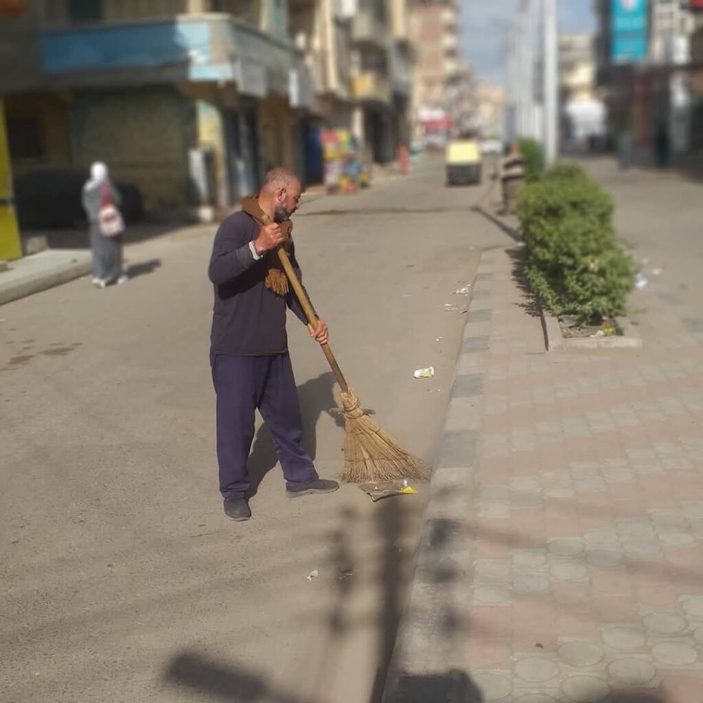 fb_img_17447076336207421289243318867123-1024x1024 تنفيذاً لتوجيهات معالي الدكتورة / جاكلين عازر - محافظ البحيرة بضرورة الاهتمام الامثل بمنظومة النظافة بكافة مدن ومراكز المحافظة للحفاظ على المظهر الجمالى والحضارى .