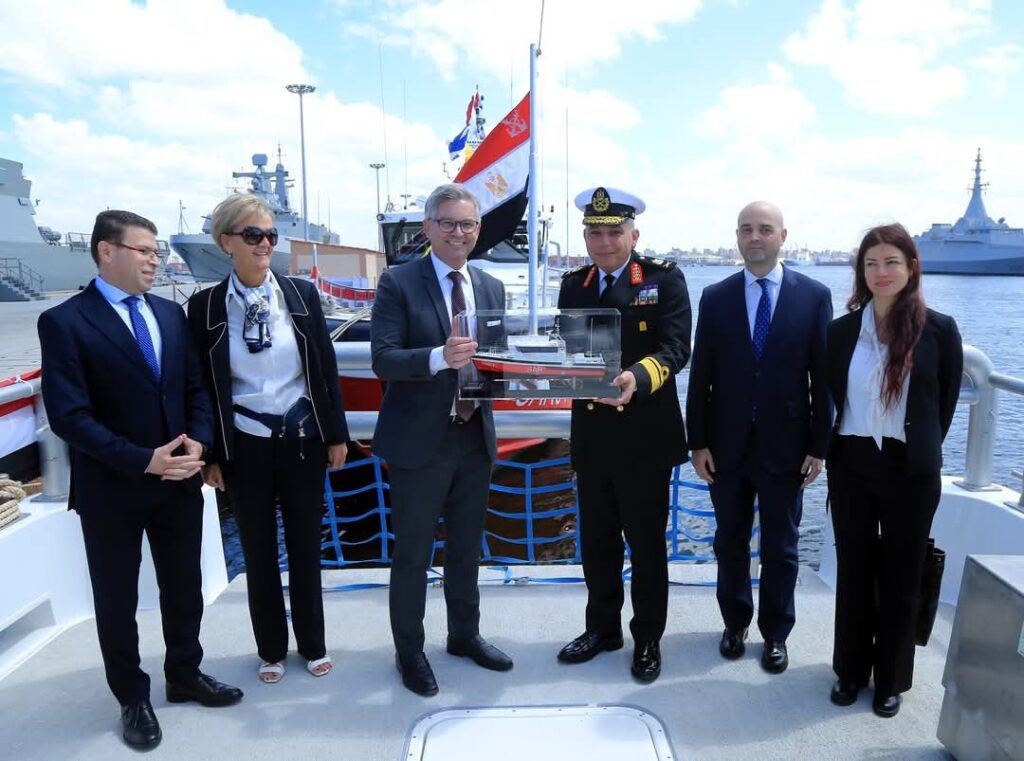 fb_img_17447079283375710208399354565600-1024x761 المتحدث_العسكرى : الإتحاد الأوروبى يسلم مصر لنشات بحث وإنقاذ من طراز (SAR-1700) ...