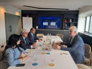 fb_img_17447089567043586199093025391035-300x225 وزير التعليم العالي يلتقي نائب رئيس جامعة كيه يو لوفين لبحث سبل التعاون الأكاديمي مع الجامعات المصرية