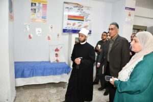 fb_img_1744815770233441889775991744919-300x200 وزير الأوقاف يتفقد معهد التمريض التابع لمستشفى الدعاة