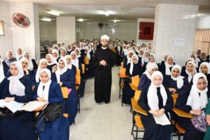 fb_img_17448157746482044394951066896215-300x200 وزير الأوقاف يتفقد معهد التمريض التابع لمستشفى الدعاة